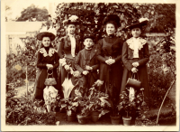 LIV18936
