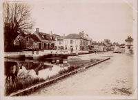 LIV18979