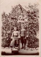 LIV18987