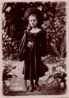 LIV18994