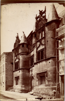 LIV18998