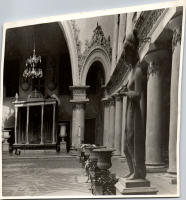 LIV19050