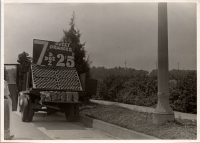 LIV19222